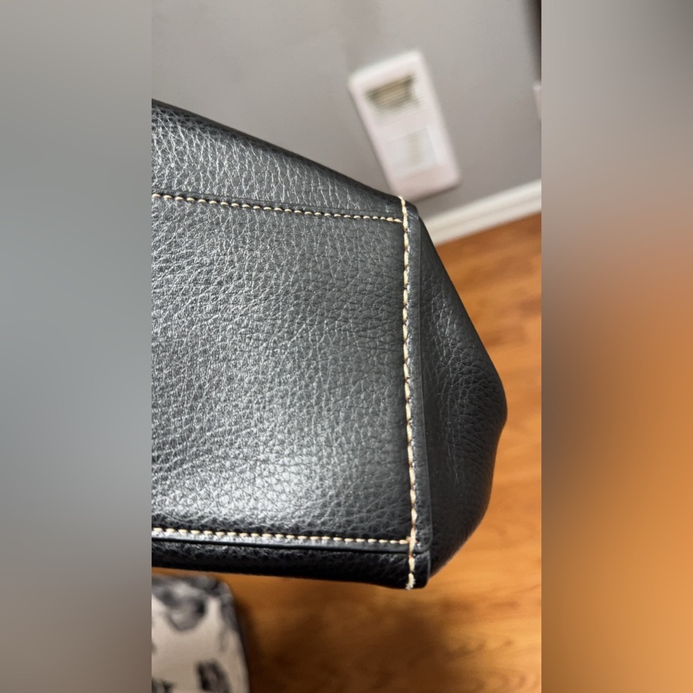 Coach Derby Tote - Picture 5 of 6